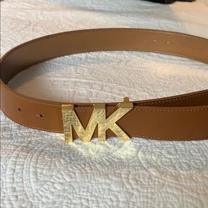 Michael Kors belt NWOT